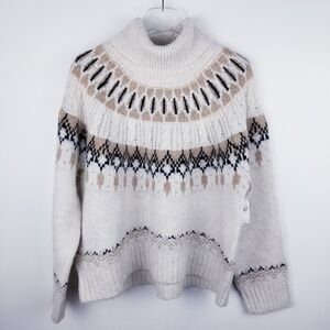 Old Navy #477520 Turtleneck Sweater NWT